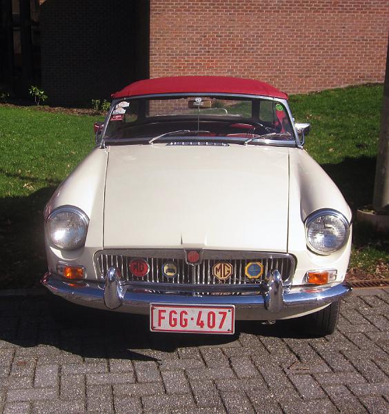 Oldtimerbeurs Limburghal Genk op 19-20 maart 2011 (76).JPG